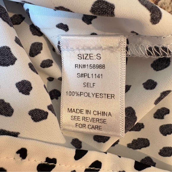 White and Black Animal Leopard Print Blouse - Women’s Size Small - Picture 6 of 6
